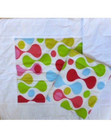 Figured child quilt with pillow