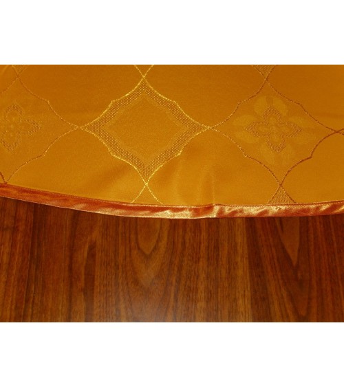 Mustár színű, teflonos, ovális  terítő 200x140 cm