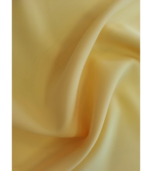Sárga színű műszálszövet ferdepántos terítő 200x140 cm